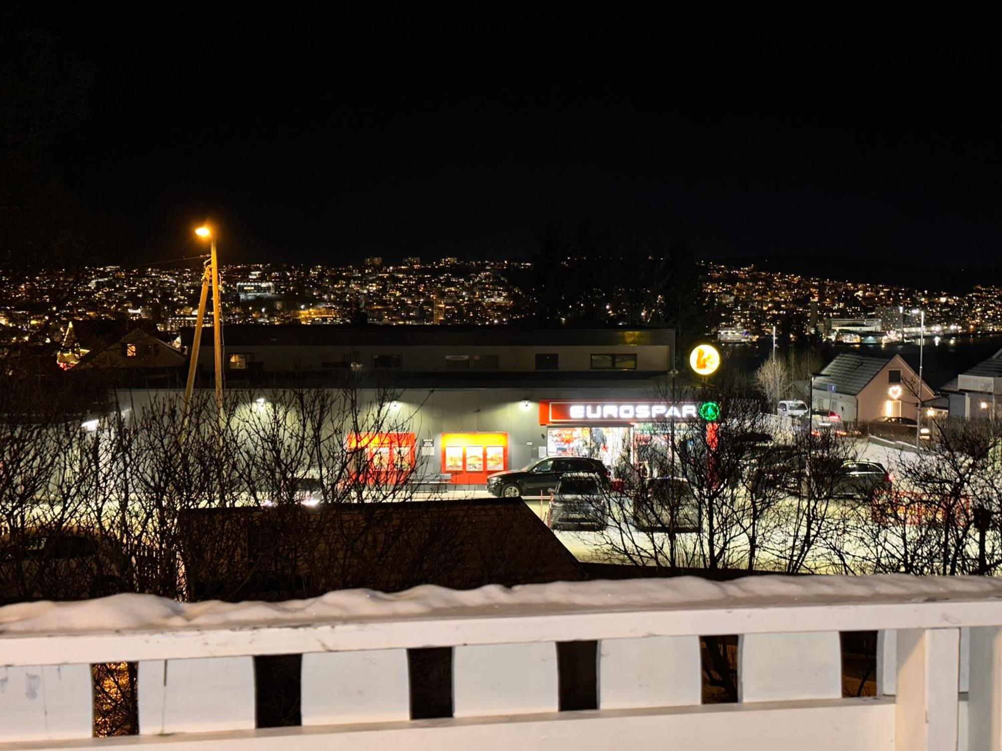 Cozy House In The Heart Of Tromsdalen. Central Tromso Exterior photo